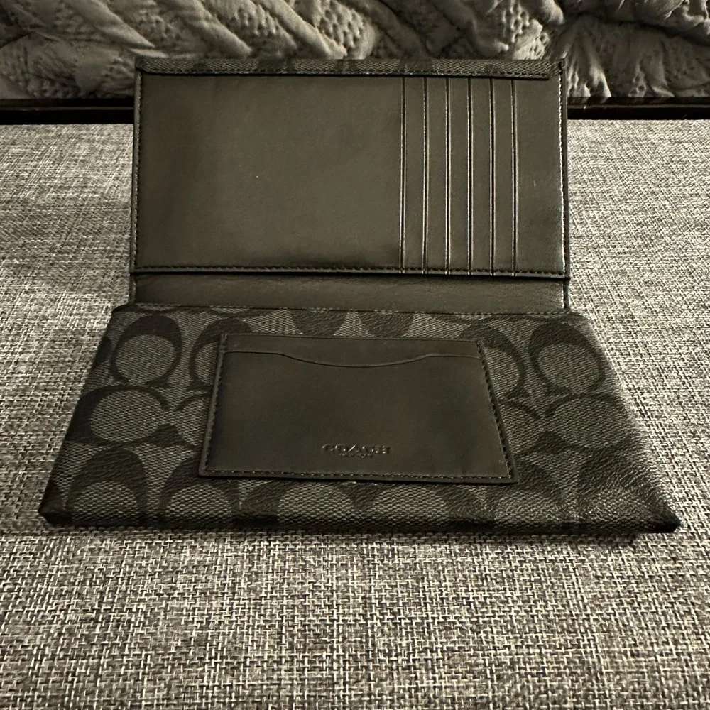 Unisex Coach Large Wallet - Black - Picture 4 of 6